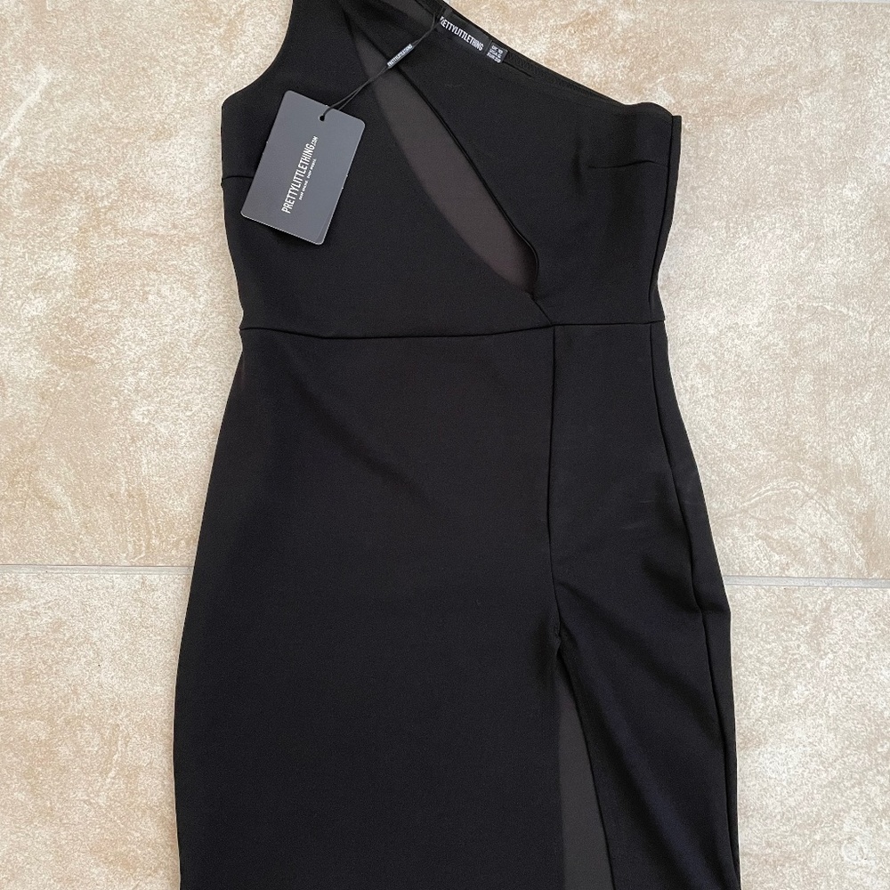 Dresses. Small size